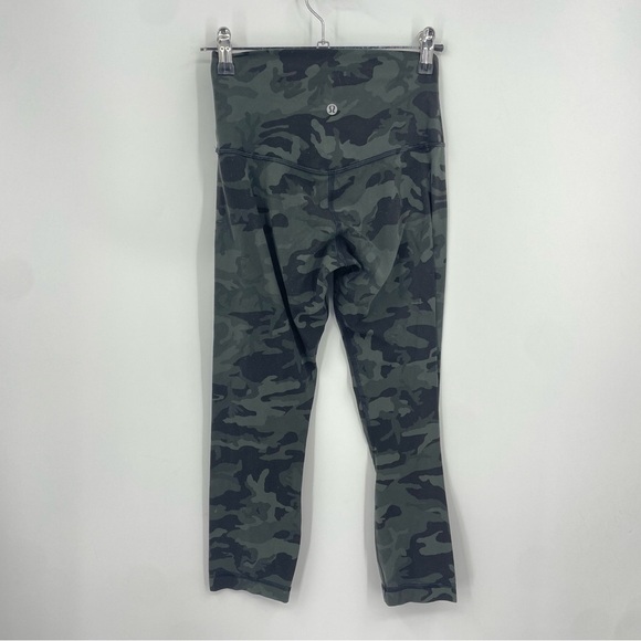 Lululemon Align High-Rise Crop leggings 21", Size 4 green camo - Picture 3 of 8